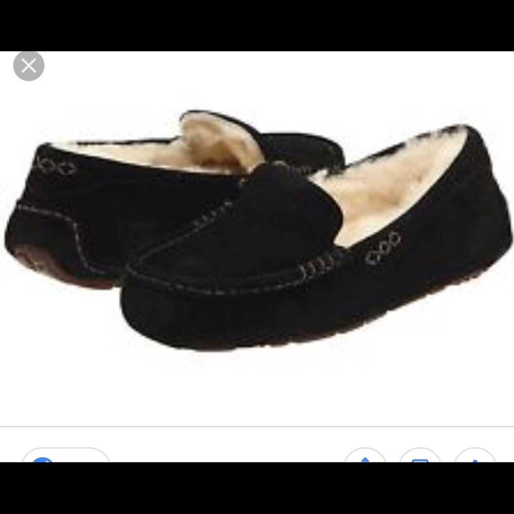 Ugg moccasin black suede slipper ONLY TRIED ON!!